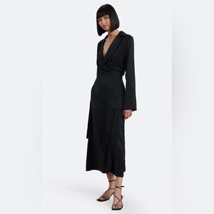 NWT Bec + Bridge Amber Long Sleeve Wrap Maxi Dress size US 4 small Black silk